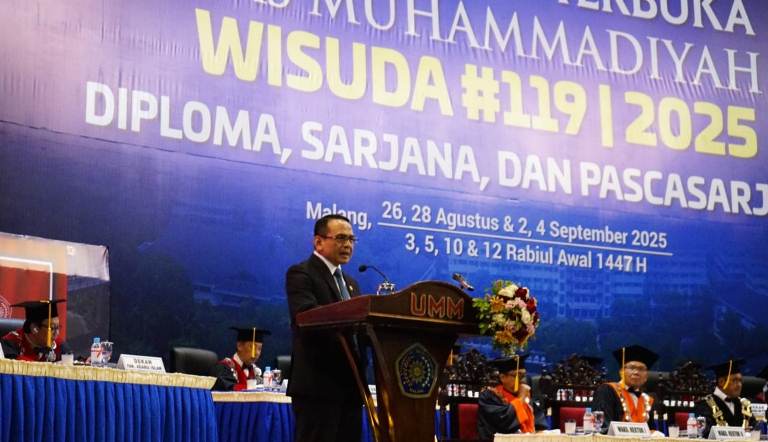 OJK Pusat Berpesan Inovasi Pembiayaan ke Wisudawan UMM