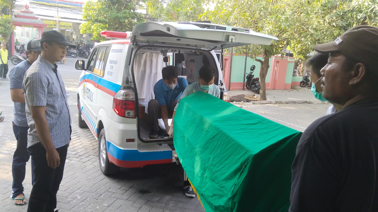 Pelajar SMP Tewas Tenggelam di Telaga Jeglongan Giri Gresik