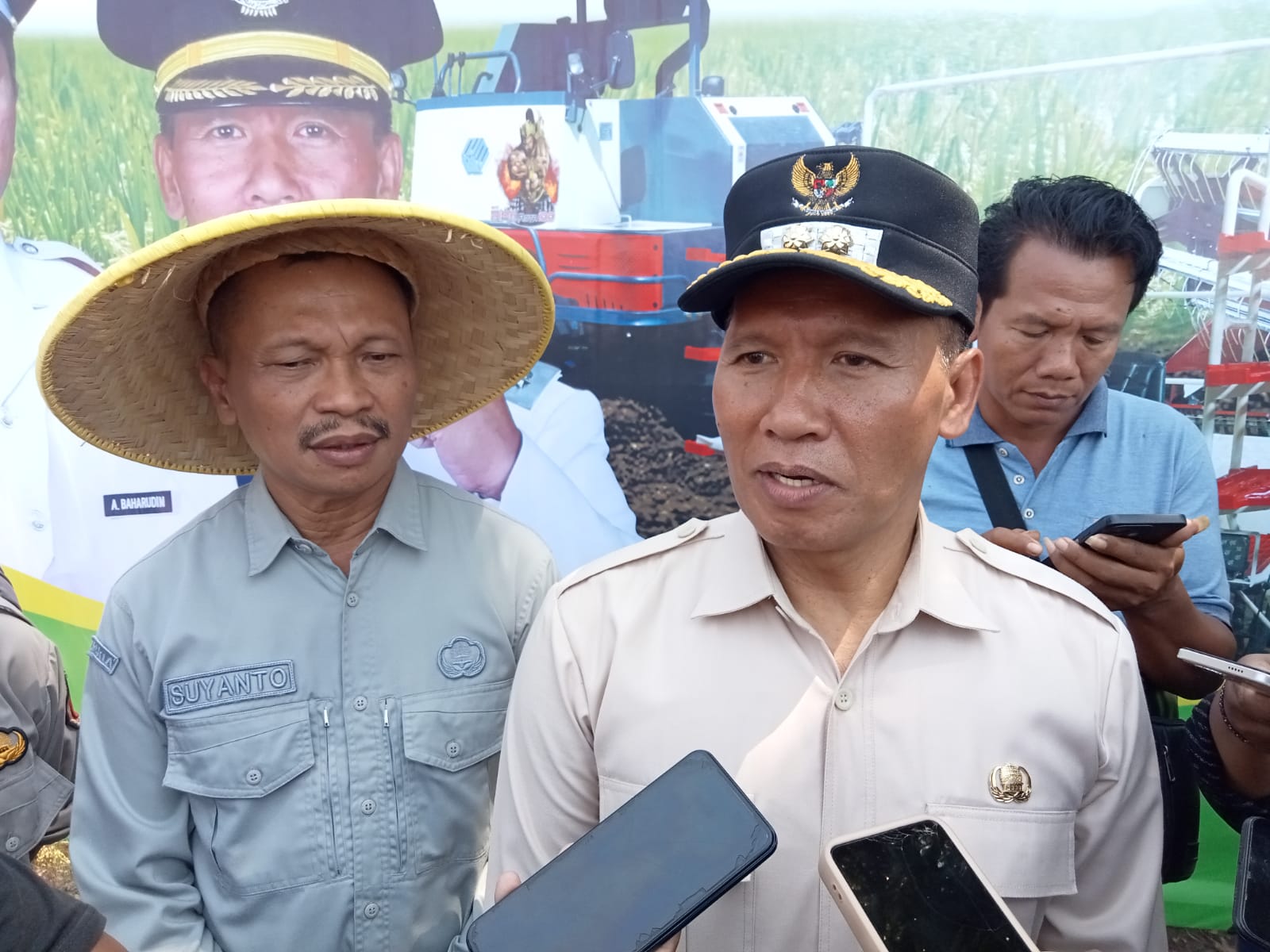 Panen Raya Melimpah, Plt Bupati Dorong Pertanian Tulungagung Naik Kelas