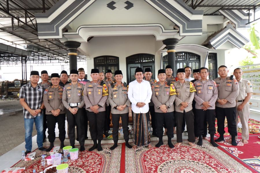 Pererat Silaturahmi dengan Tokoh Agama, Kapolres Bojonegoro Kunjungi Ponpes Sabilunnajah 