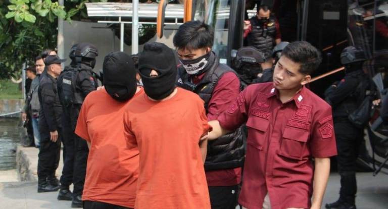 48 Narapidana Kategori High Risk dari 7 Lapas Jatim Dipindah ke Nusakambangan