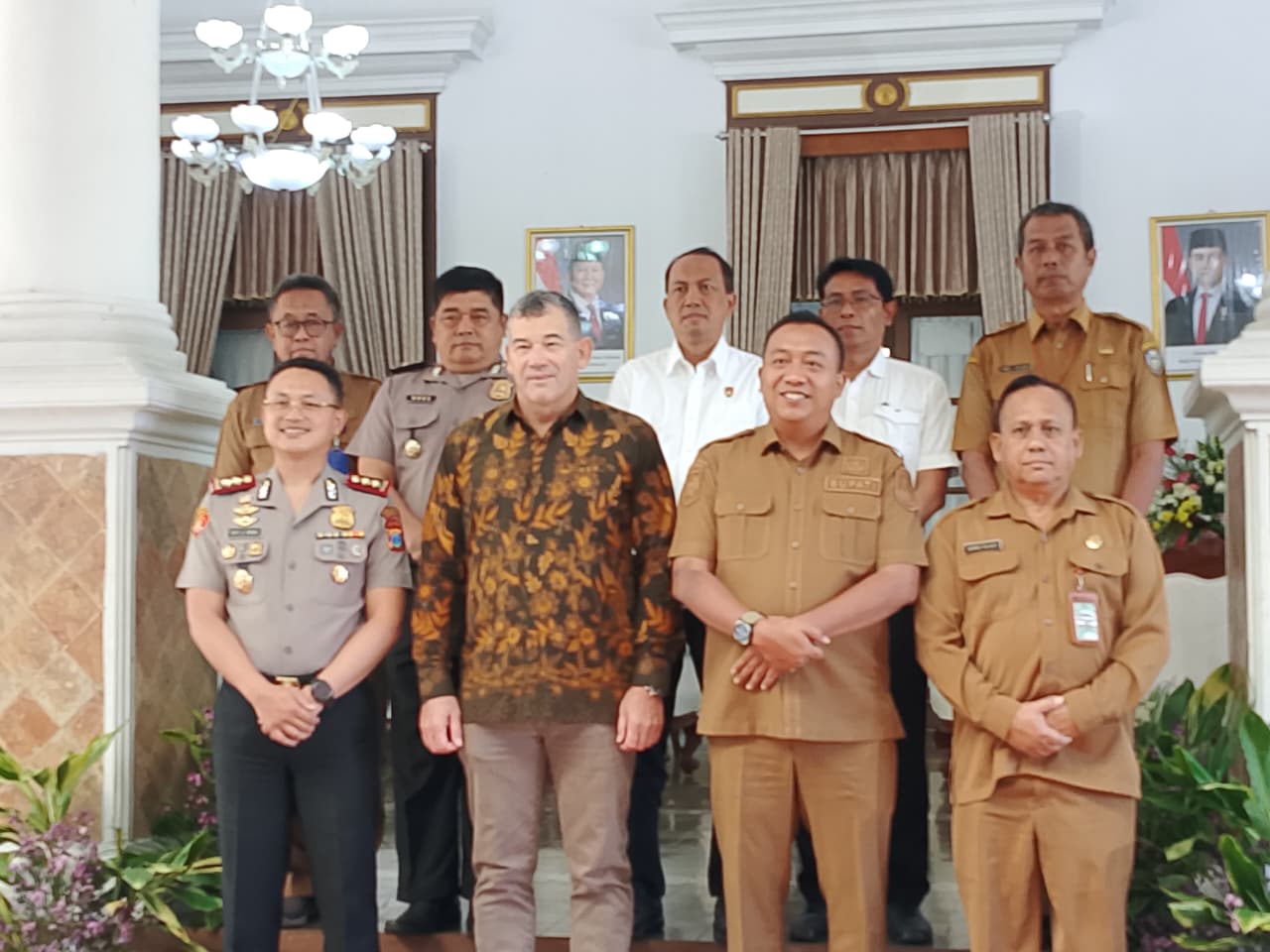 Jajaki Kerja Sama Internasional, Bupati Situbondo Terima Kunjungan Konjen Australia