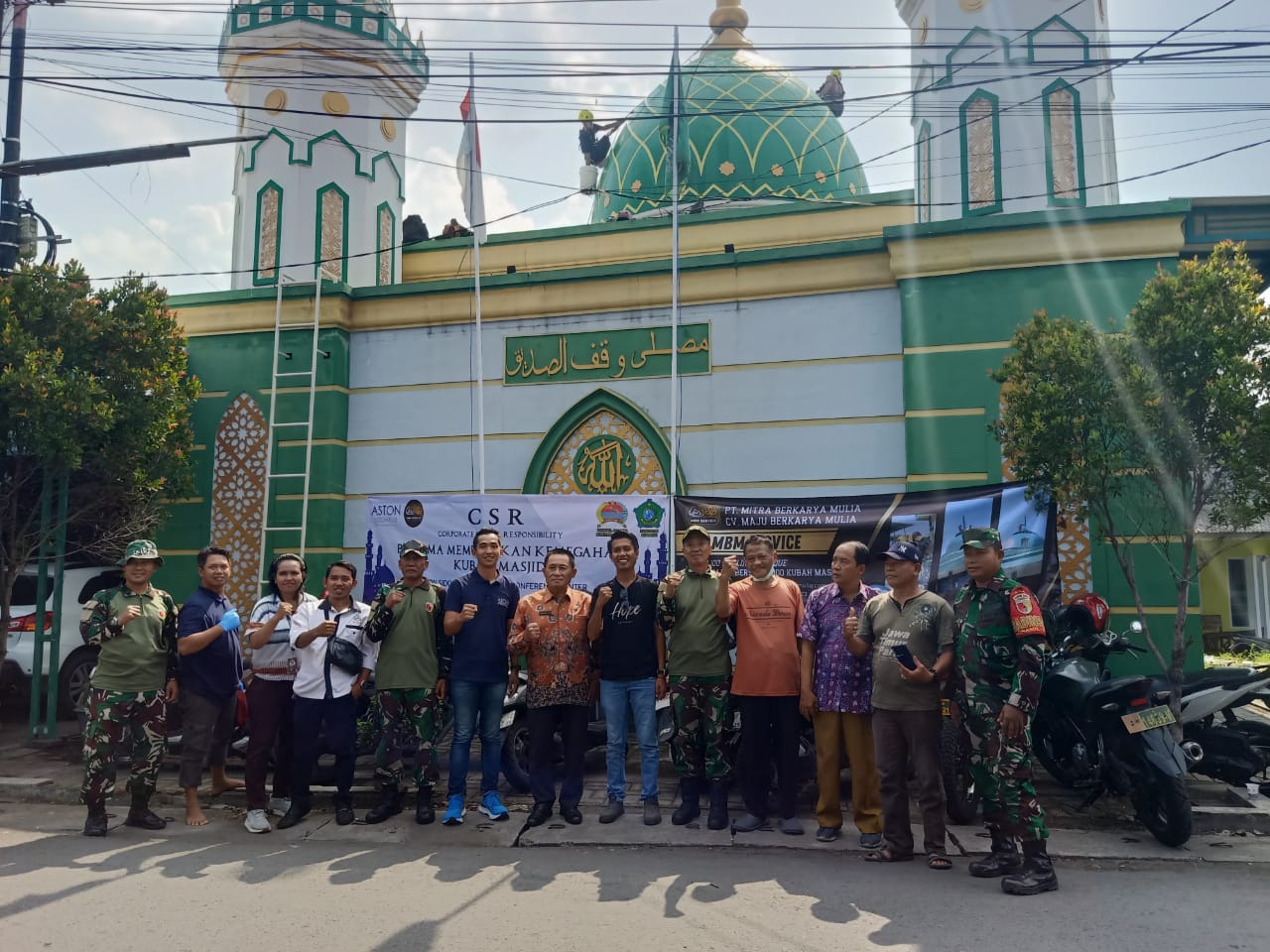 Rayakan Ultah Ke-5, Hotel Aston Sidoarjo Bersih-Bersih Musala