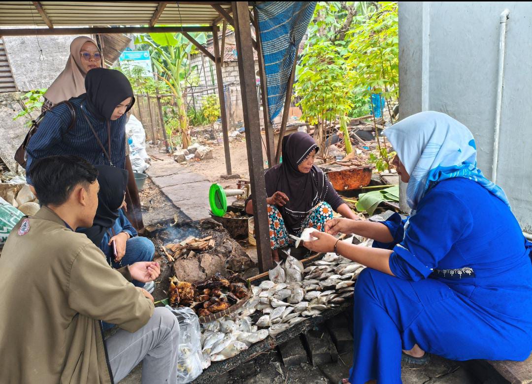 SIG Dorong Pertumbuhan Perekonomian Lokal, Wujudkan Puluhan UMKM di Desa Glondonggede