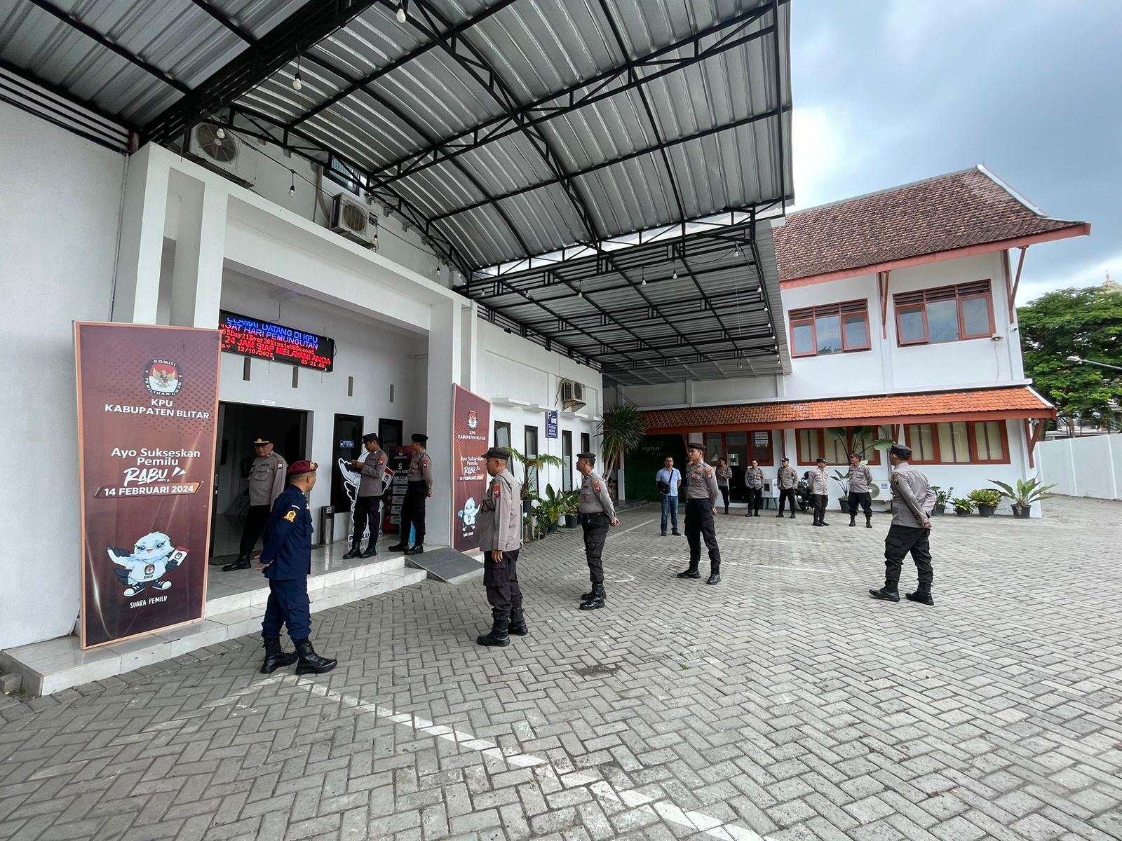 Patroli Polres Blitar Ciptakan Situasi Aman Damai Jelang Pemilu