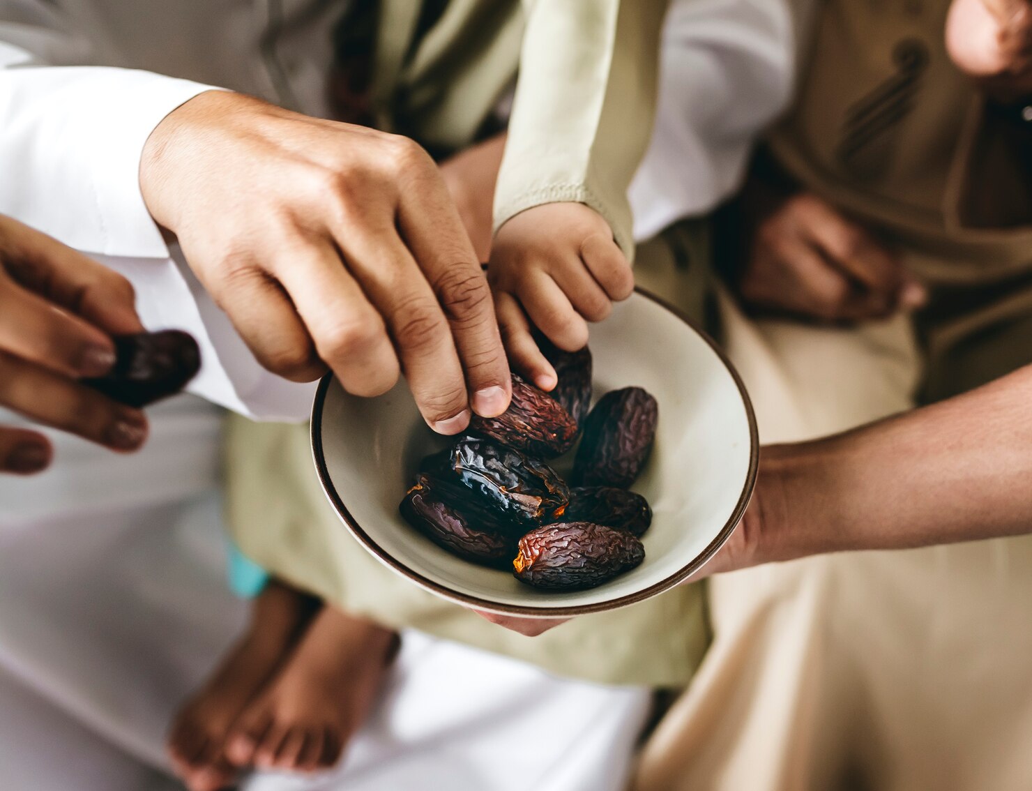 Ramadan Bulan Penuh Berkah, Mengapa Kita Harus Menyambutnya dengan Gembira?