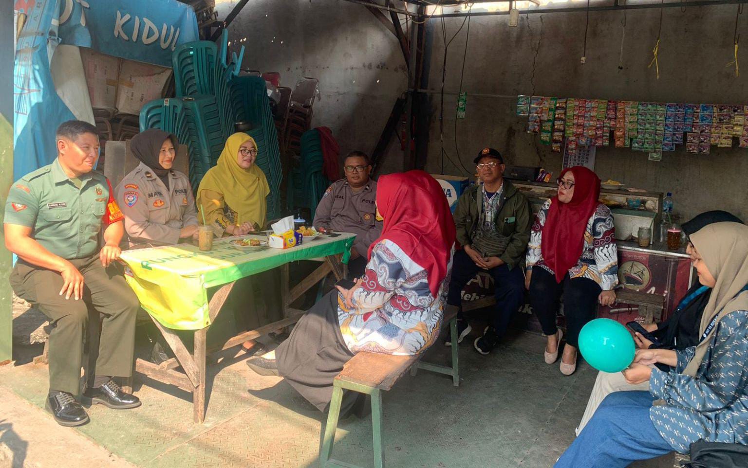 Cangkrukan Kamtibmas, Sinergi Tiga Pilar Rungkut Perkuat Keamanan