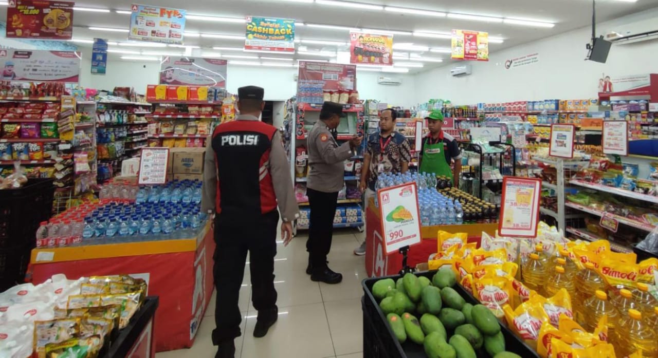 Polsek Rungkut Imbau Minimarket Patuhi Aturan Parkir dan Antisipasi Curanmor