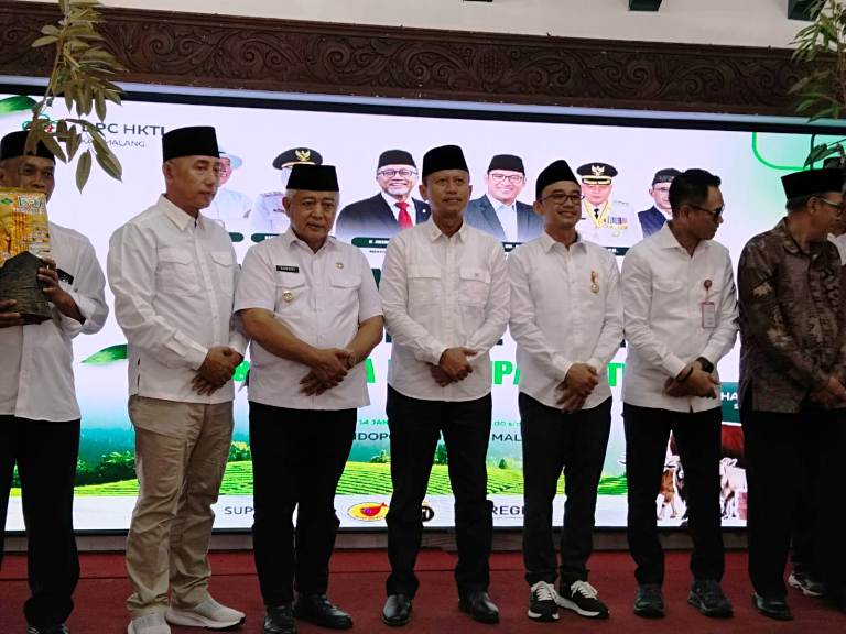 Hadiri Pelantikan PAC HKTI Kabupaten Malang, Ini Harapan Sanusi