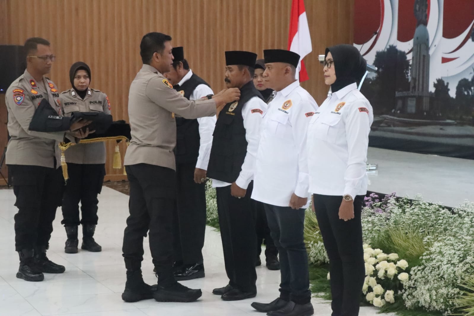 Kapolresta Sidoarjo Kukuhkan Pokdarkamtibmas Bhayangkara 2025-2029