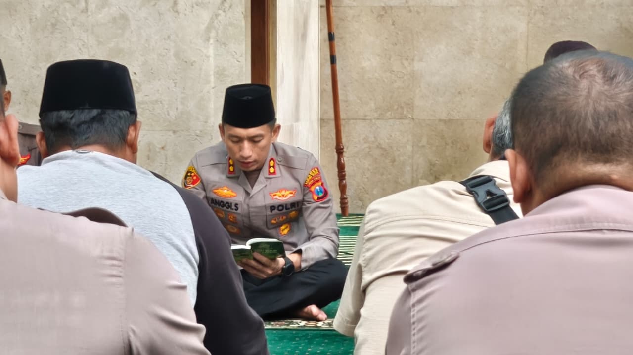 Gerak Karomah Polres Kediri Kota, Perkuat Keimanan dan Integritas Personel Lewat Pembinaan Rohani