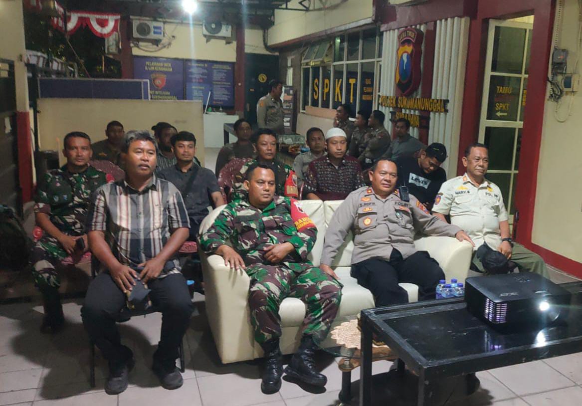 Rayakan Hari Bhayangkara ke-79, Polsek Sukomanunggal Gelar Nobar Wayang Kulit Armatha Binangun