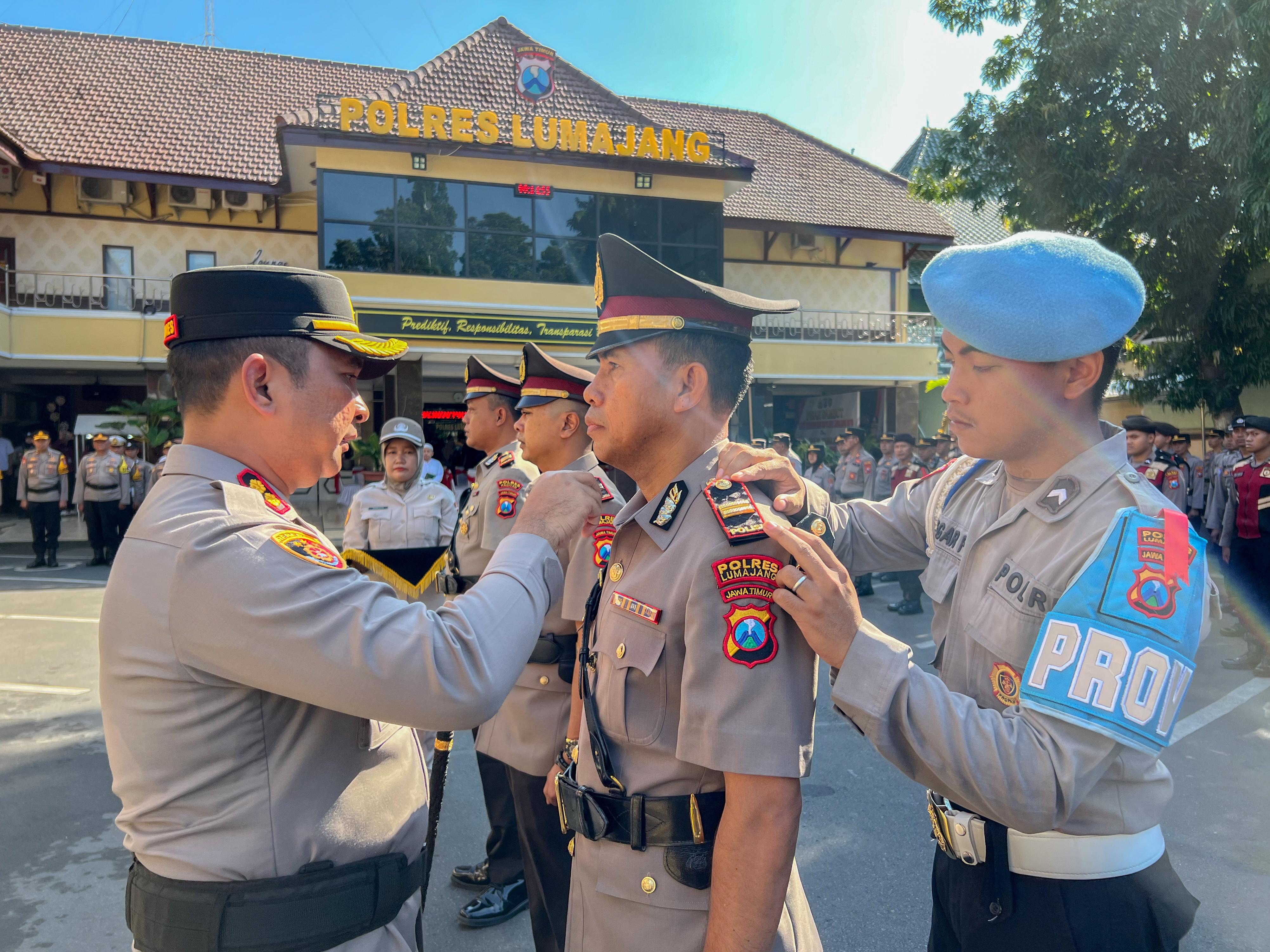 Awal Masuk Lebaran Dua Perwira Dimutasi, Ini Pesan Kapolres Lumajang