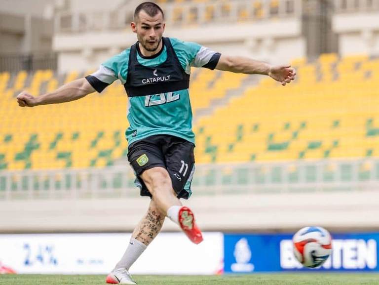 Mihailo Perovic Terpukau, Sebut Kualitas Pemain Persebaya Luar Biasa