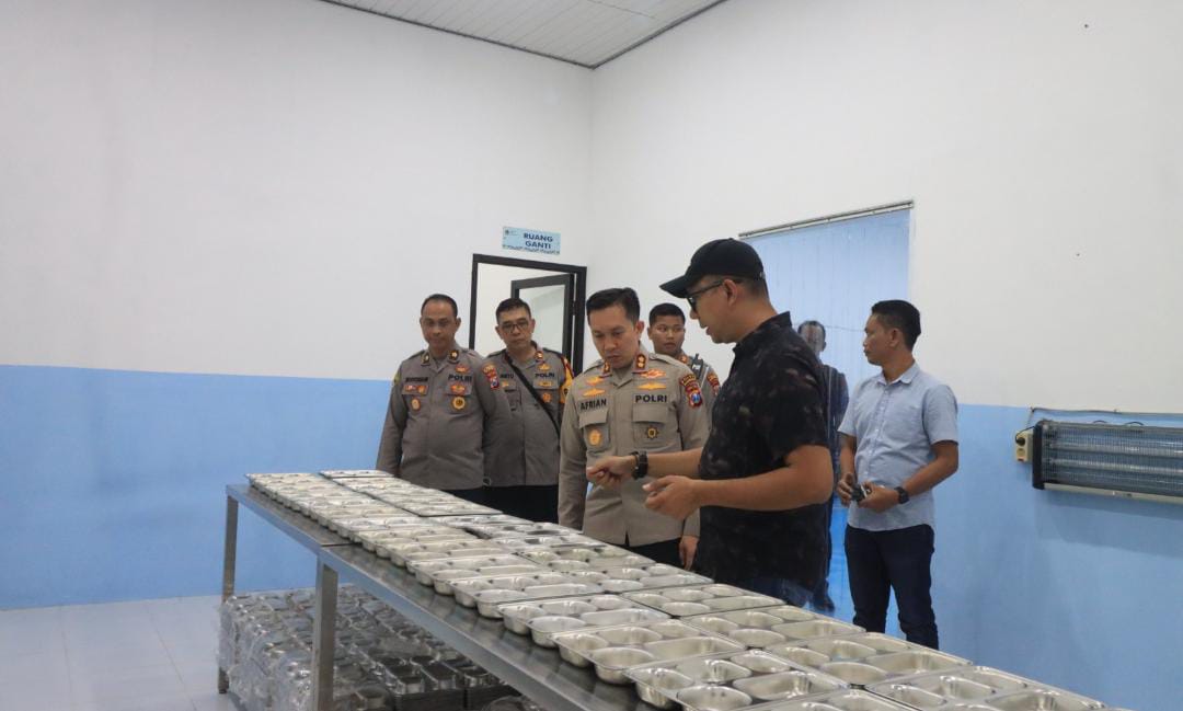 Kapolres Bojonegoro Tinjau SPPG, Dukung Penuh Program Gizi Anak