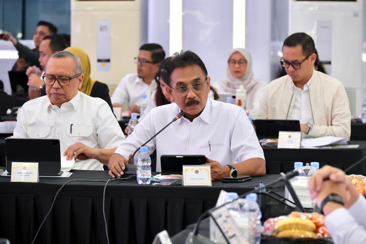Catat Capaian Positif, Sekjen ATR/BPN Paparkan Realisasi Program Pertanahan 2025 Mayoritas di Atas 100 Persen
