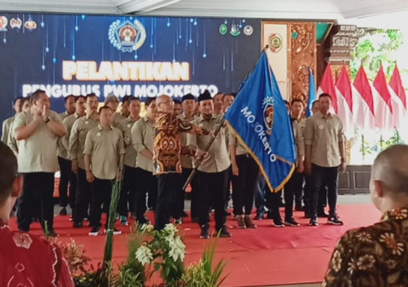 Pengurus PWI Mojokerto Periode 2024-2027  Dilantik