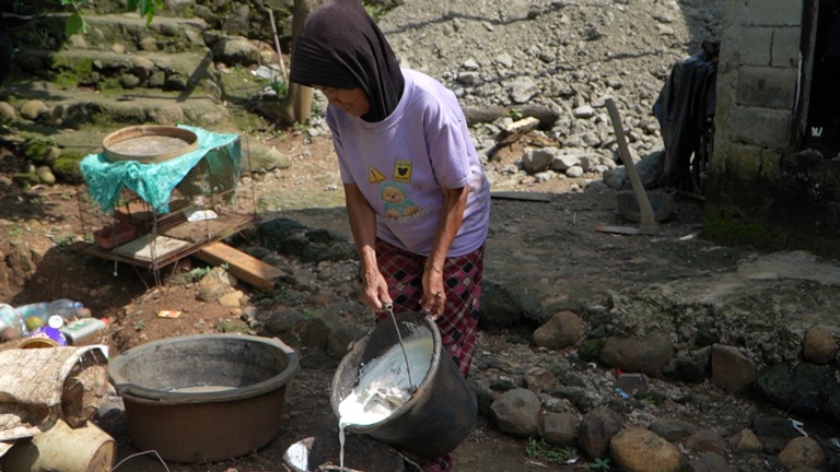Nenek Samini Berharap Sekolah Rakyat di Sragen Jadi Jalan Cucu Keluar dari Kemiskinan