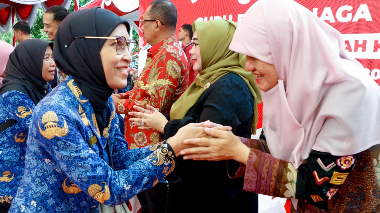 DPRD Surabaya Apresiasi Pengabdian dan Tugas Mulia Tenaga Pendidik