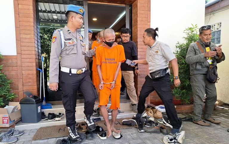 Tiga Pelaku Tusuk Korban, Jasad Dibuang di Sungai