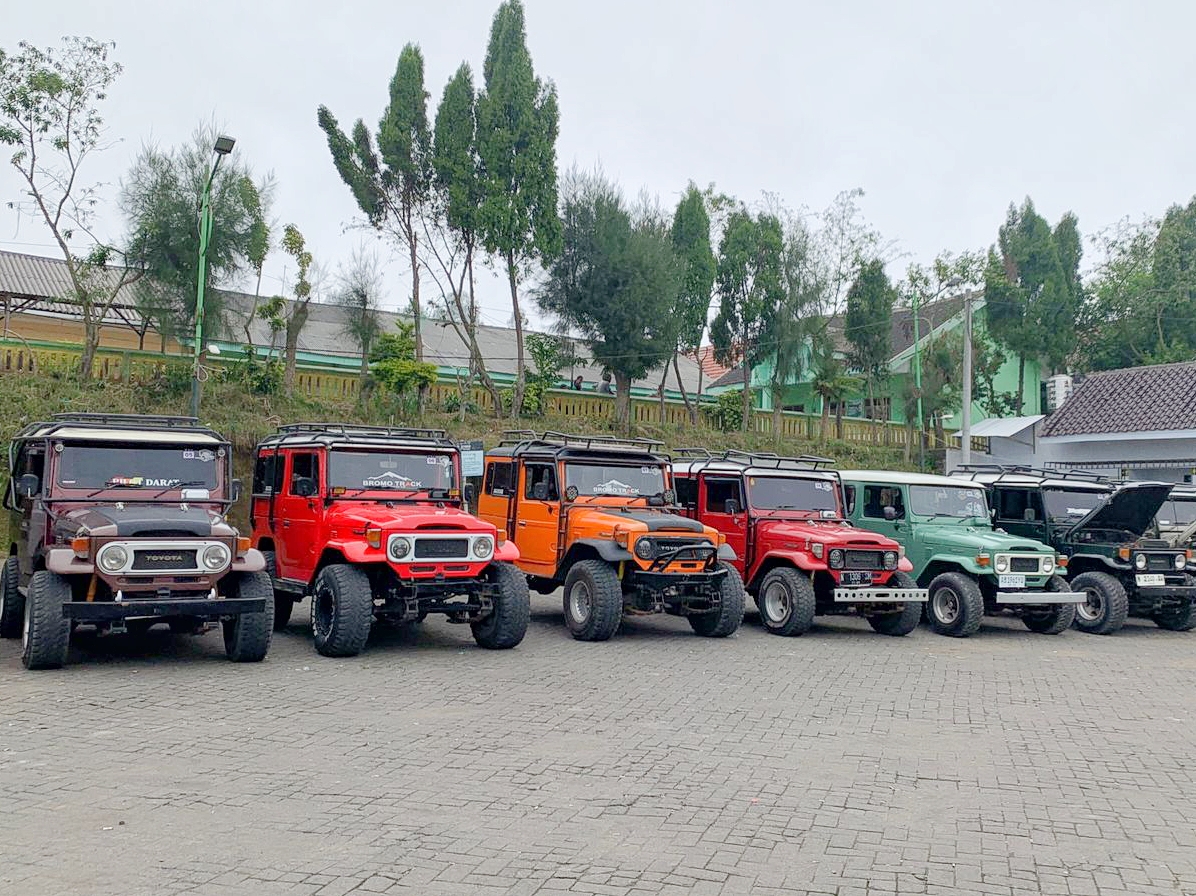 Wisatawan Bromo Sepi Imbas Tarif Naik, Sopir Jeep Mengeluh