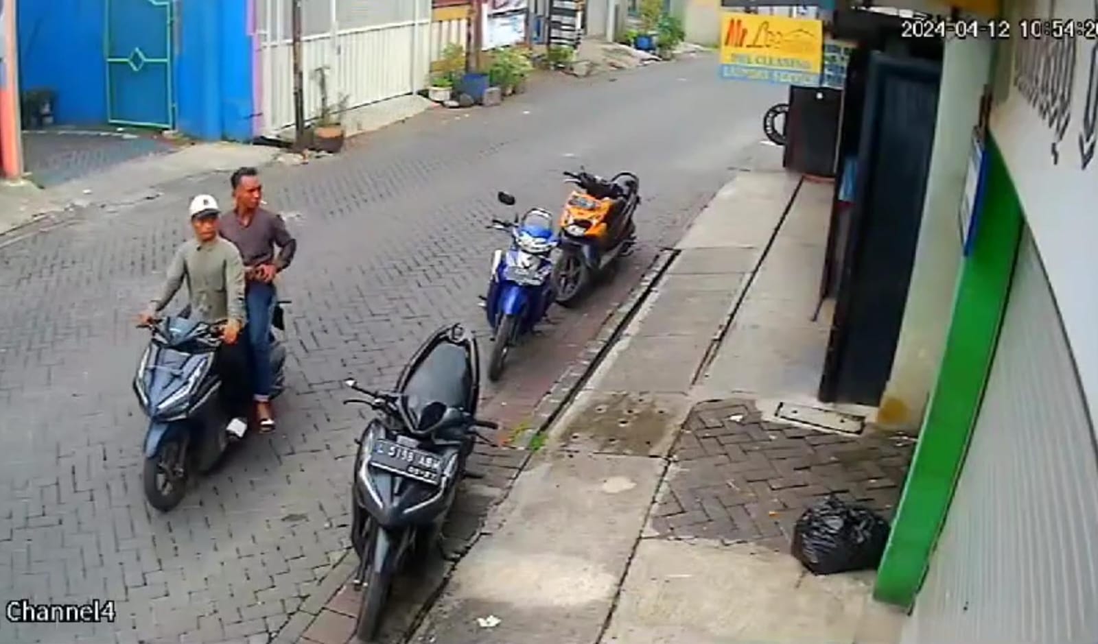 2 Bandit Motor Halalbihalal di Prada Indah, Terekam CCTV Gasak Vario