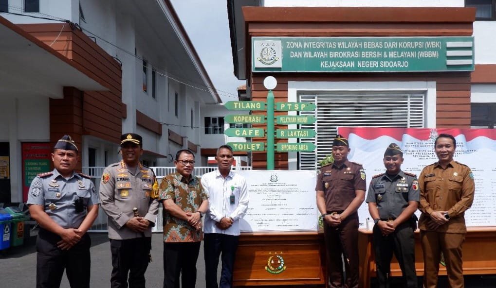 Komitmen Bersama, Kajari Sidoarjo Ajak Jajaran Wujudkan Institusi Kejaksaan yang bersih dan Bebas KKN