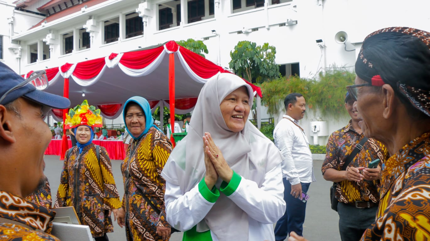 Semarak Awarding Kampung Surabaya Hebat, Dewan: Surabaya Hebat karena Warganya