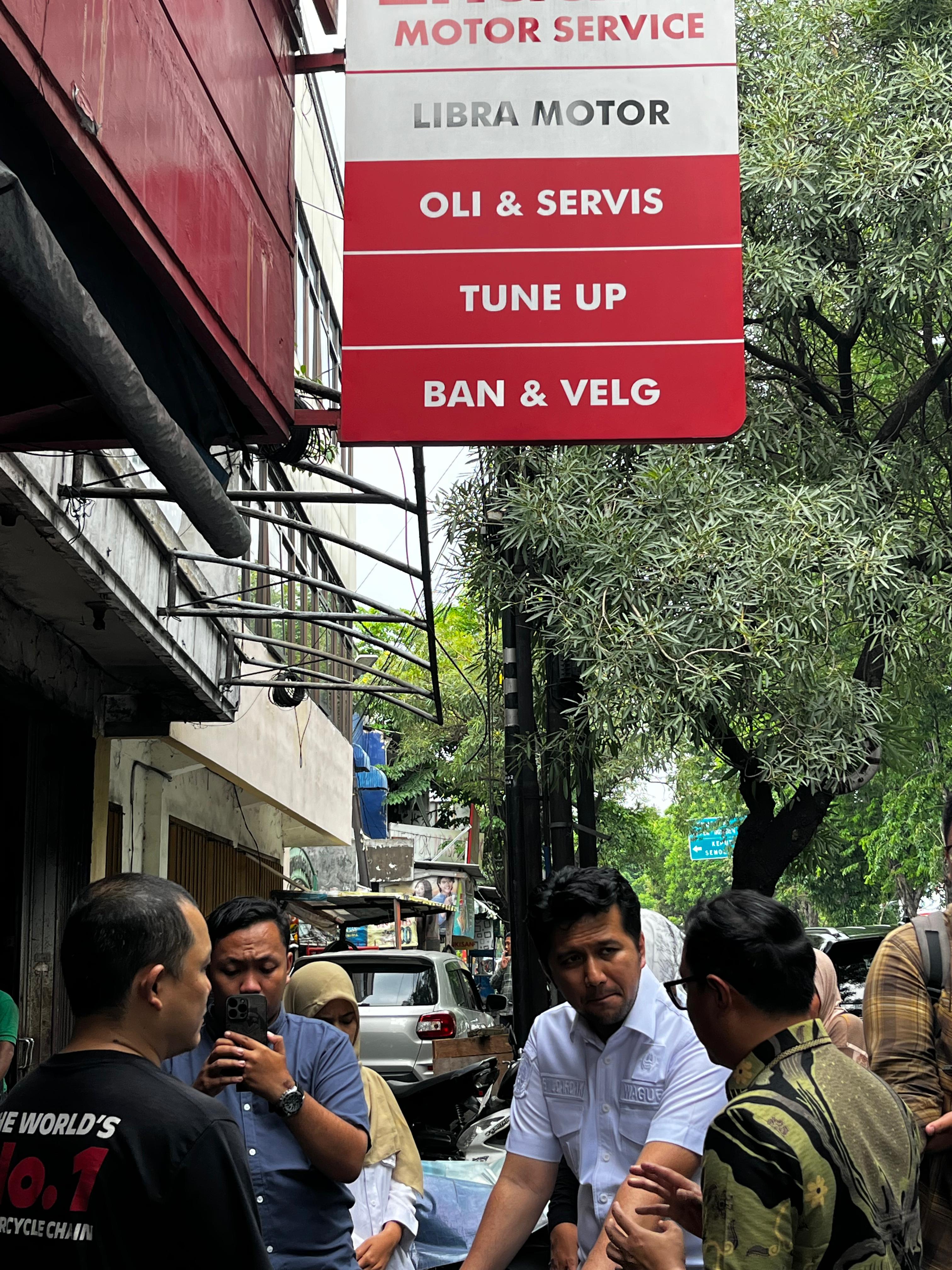 Wagub Emil Pastikan Pemerintah dan Pertamina Tanggung Jawab Atasi Masalah Motor Brebet