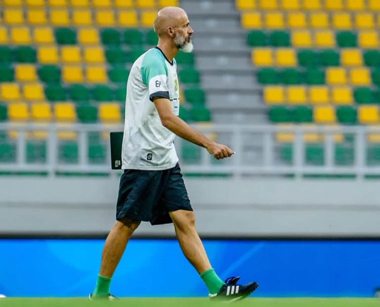 Eduardo Perez Bongkar Kondisi Pemain Persebaya Jelang Lawan Persija Jakarta