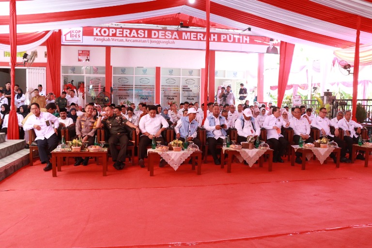 Kapolres Gresik Hadiri Launching Koperasi Merah Putih, Dukung Penuh Kemandirian Ekonomi Desa