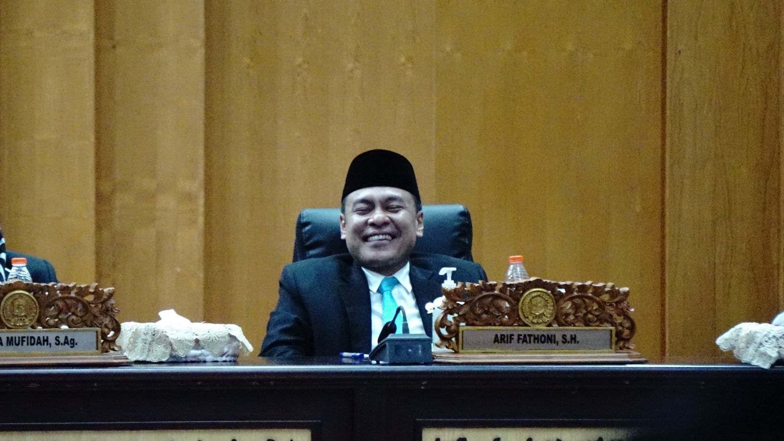 Manfaatkan Medsos, Wakil Ketua DPRD Surabaya Bangun Jembatan Akuntabilitas Politik