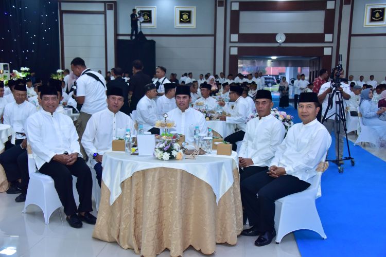 Hangatnya Silaturrahmi Ramadan, Pangkoarmada II Hadiri Buka Puasa Bersama KSAL