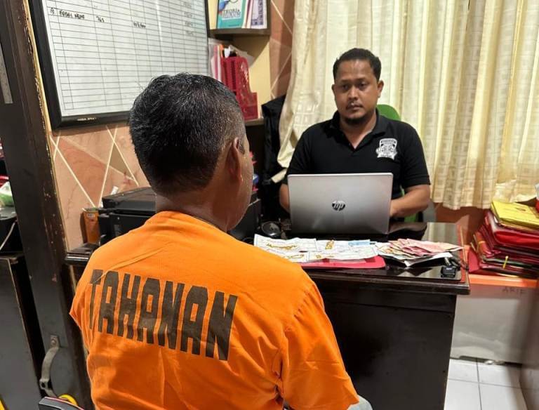 Polres Situbondo Tangkap Pria Asal Bondowoso Penjual Emas Palsu