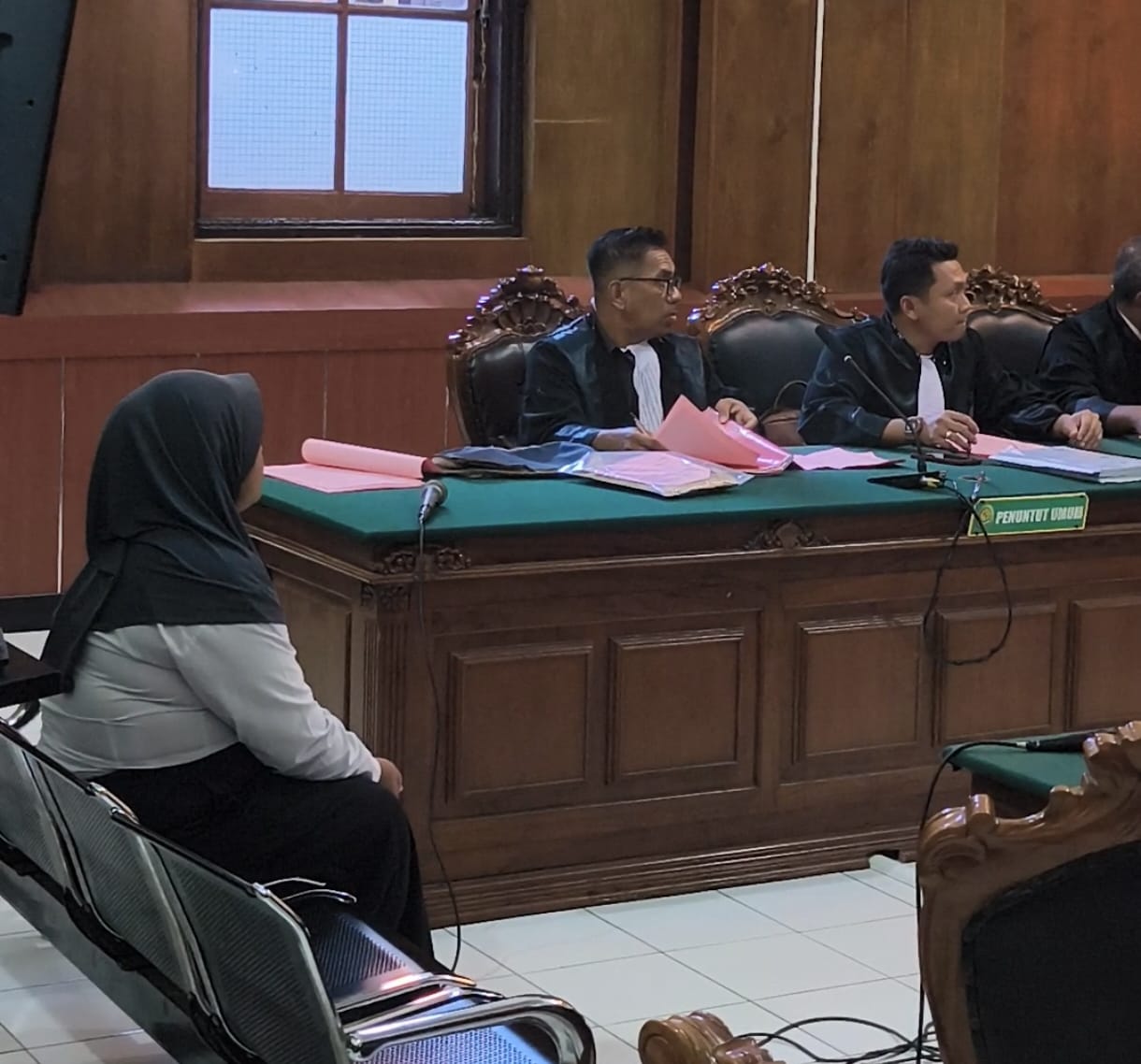 Akal Bulus Pembantu Gasak Perhiasan Majikan Senilai Rp20 Juta Berujung Penjara