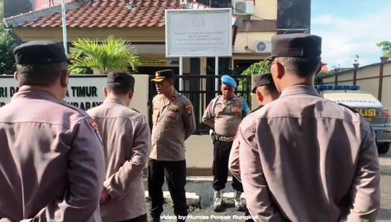 Kapolsek Rungkut Tekankan Kebersihan Mako Dan Kesehatan Anggota di Awal Ramadan 2026