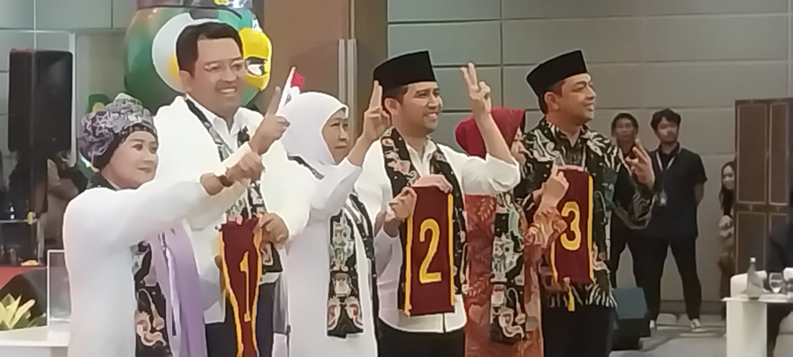 Luluk-Lukman Nomor 1, Khofifah-Emil Nomor 2, Risma-Gus Hans Nomor 3