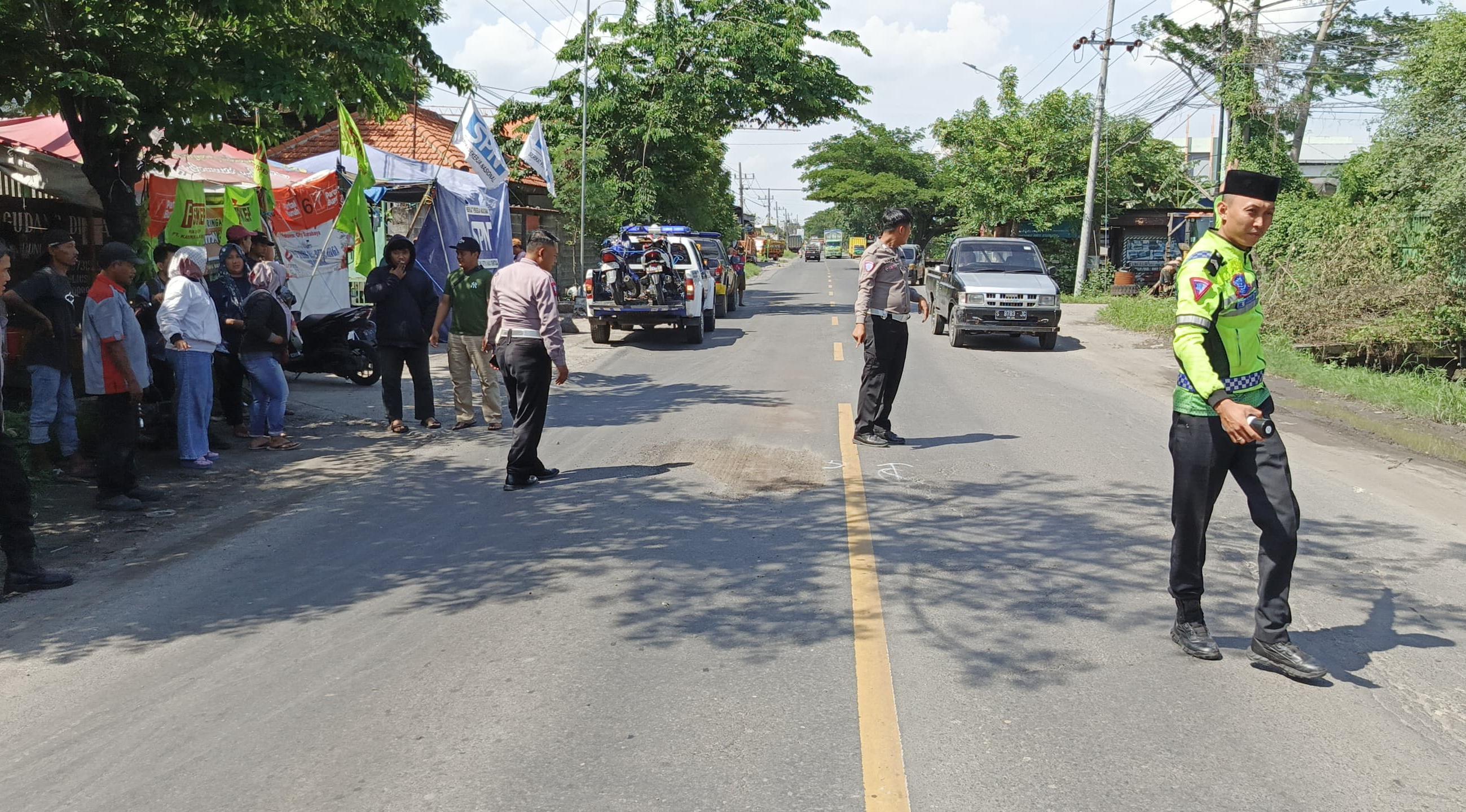 Kecelakaan di Bringkang Menganti, Seorang Mahasiswa Tewas Tertabrak Truk