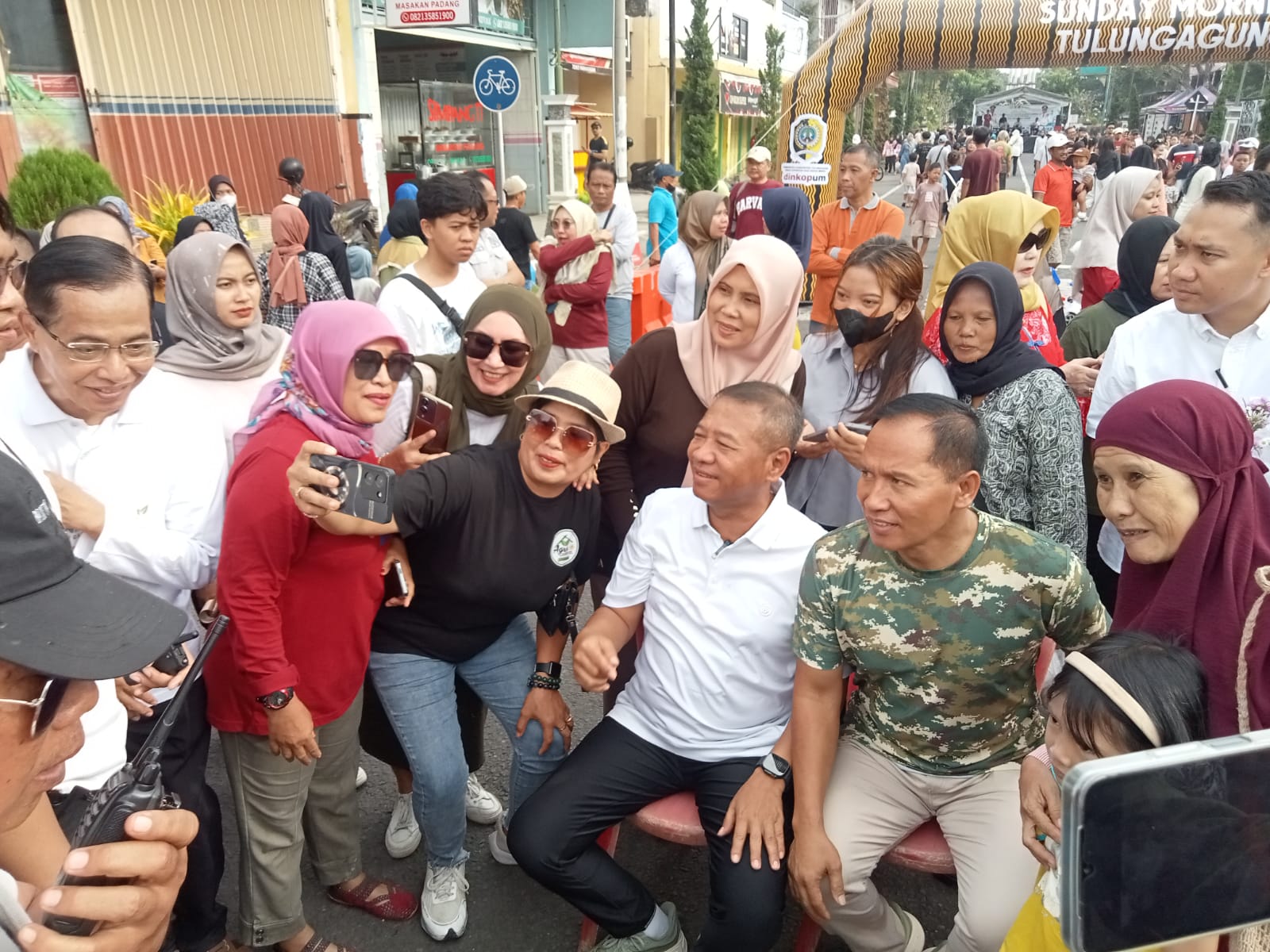 Bupati Gatut Sunu Apresiasi Semangat UMKM di CFD Tulungagung, Siap Dukung agar Makin Ramai dan Ikonik
