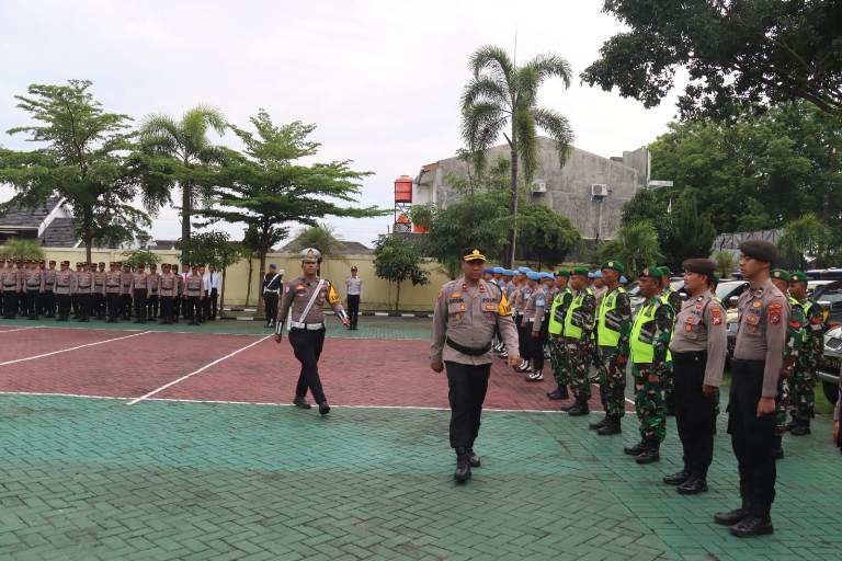 Wakapolres Magetan Minta Personel Humanis dan Profesional saat Operasi Zebra Semeru 2025