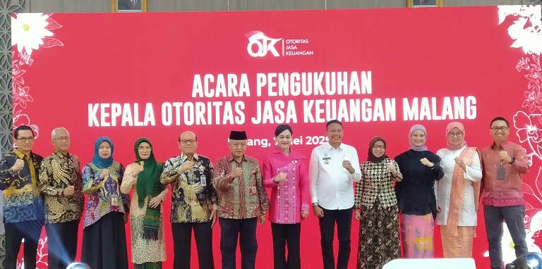 Pengukuhan Kapala OJK Malang, Wali Kota Harap Majukan Sektor Jasa Keuangan