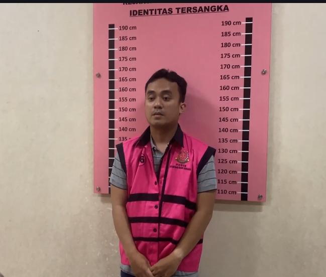 Diduga Korupsi Kredit Mikro Rp2,9 Miliar, Pegawai BRI Kaliasin Surabaya Diborgol 