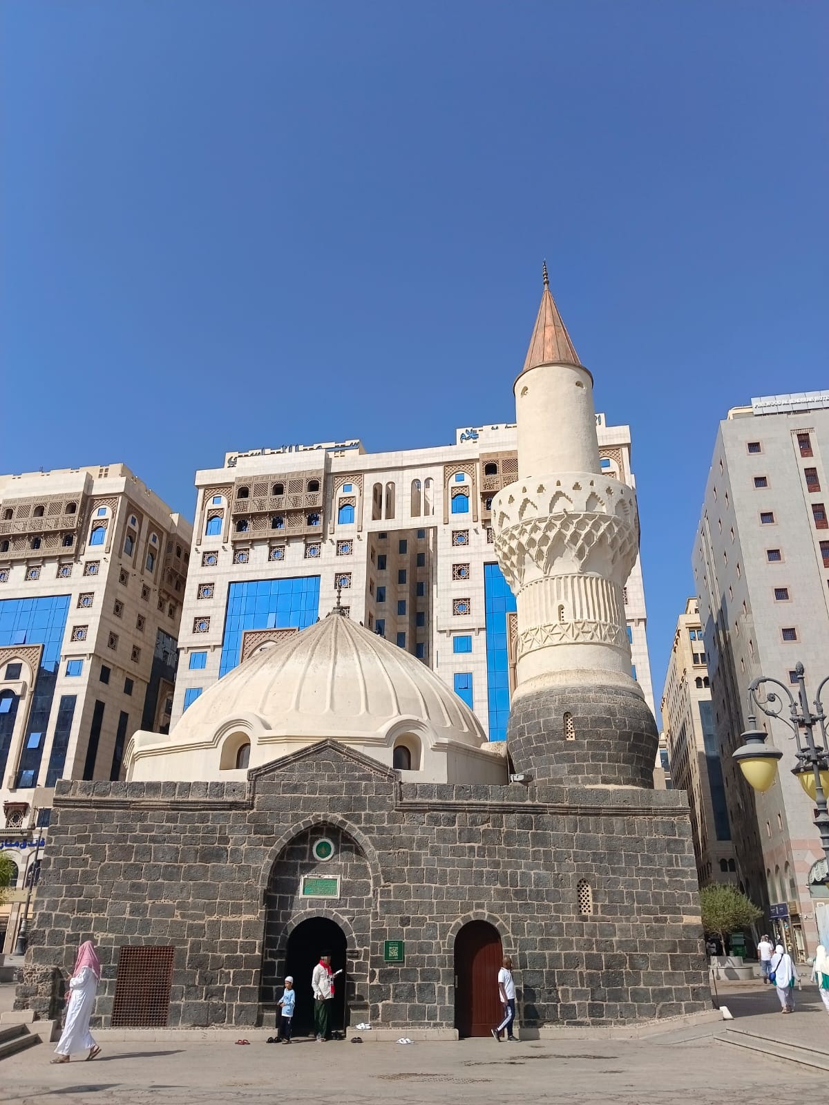 Masjid Abu bakar, Situs Bersejarah Penting di Madinah