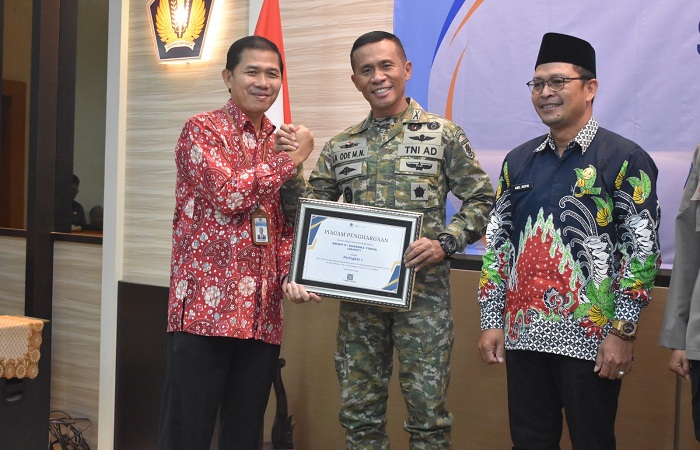 Penghargaan KPPN Jember Jadi Kado Perpisahan Danbrigif 9/DY/2 Kostrad