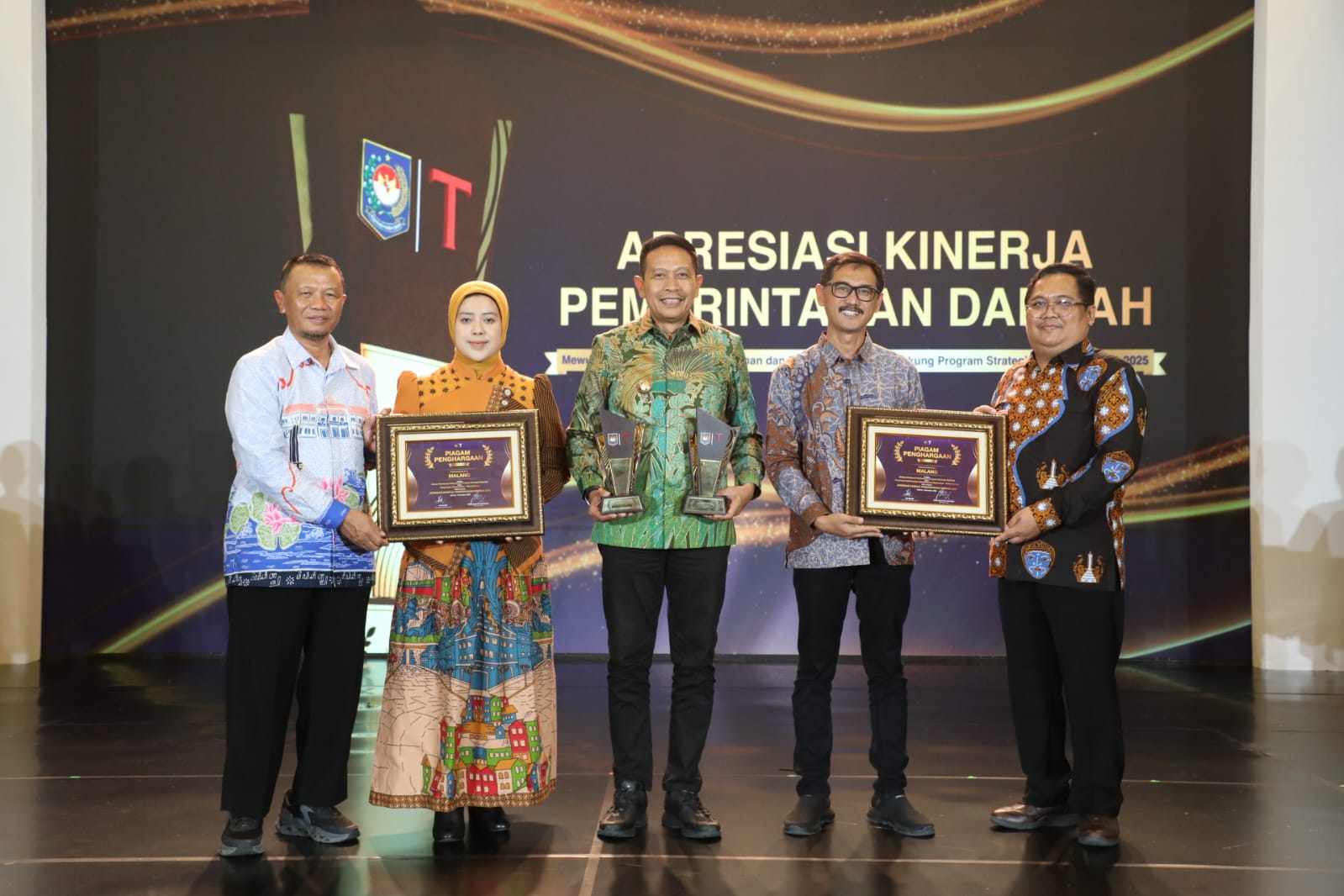 Raih Dua Penghargaan, Kemendagri Apresiasi Kinerja Pemkot Malang di Tahun 2025