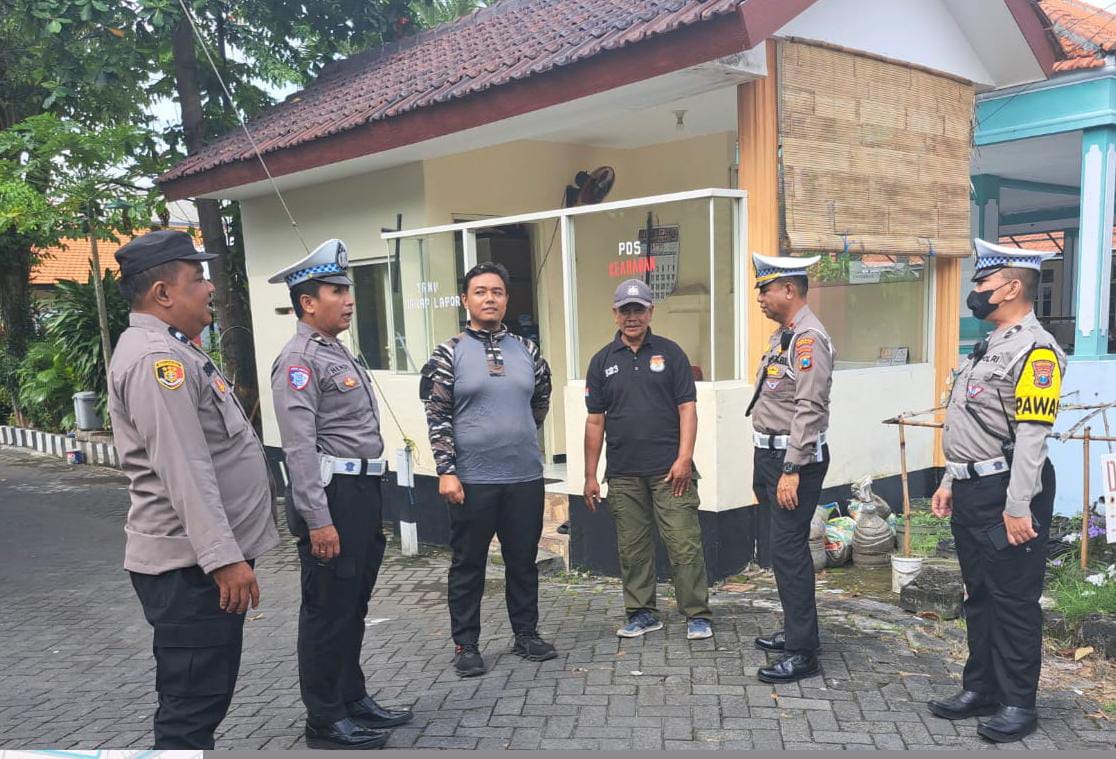 Polsek Tenggilis Mejoyo Tingkatkan Patroli Permukiman Selama Bulan Ramadan