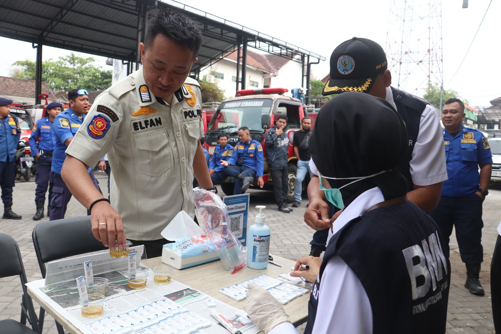 Buntut Oknum Damkar Positif Narkoba, Puluhan Personel Satpol PP Dites Urine 