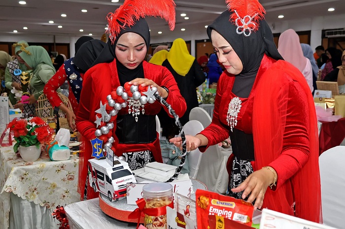 Pemkot Surabaya Bersama DWP dan PKK Peringati Hari Ibu, Dorong Pemberdayaan Perempuan lewat Berbagai Program