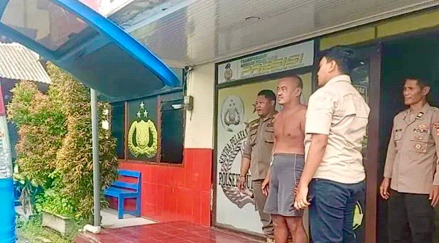 Lempar Batu Pecahkan Kaca Mobil di Duduksampeyan, Dinsos Gresik Kirim ODGJ Asal Lamongan ke RSJ Menur