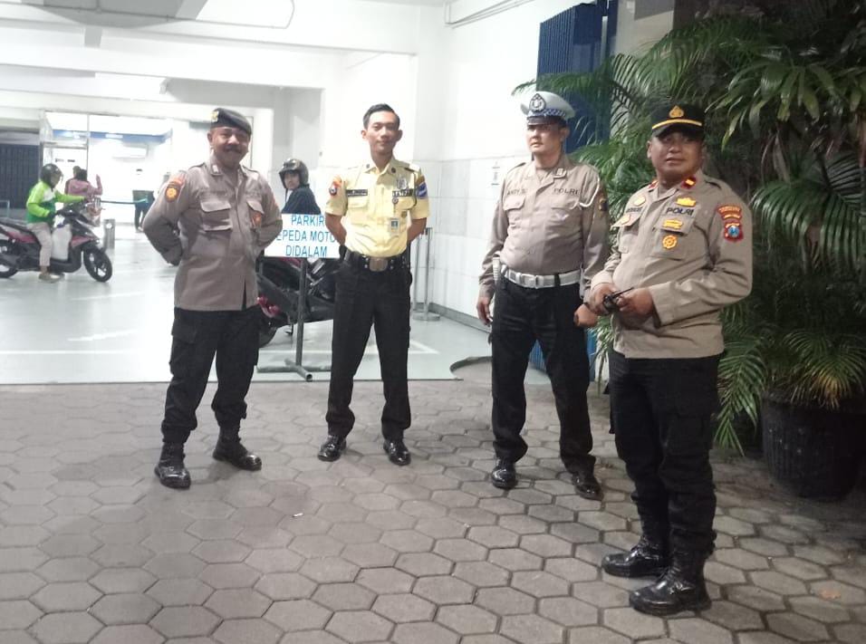 Polsek Sawahan Intensifkan Patroli Perbankan, Imbau Kewaspadaan Satpam